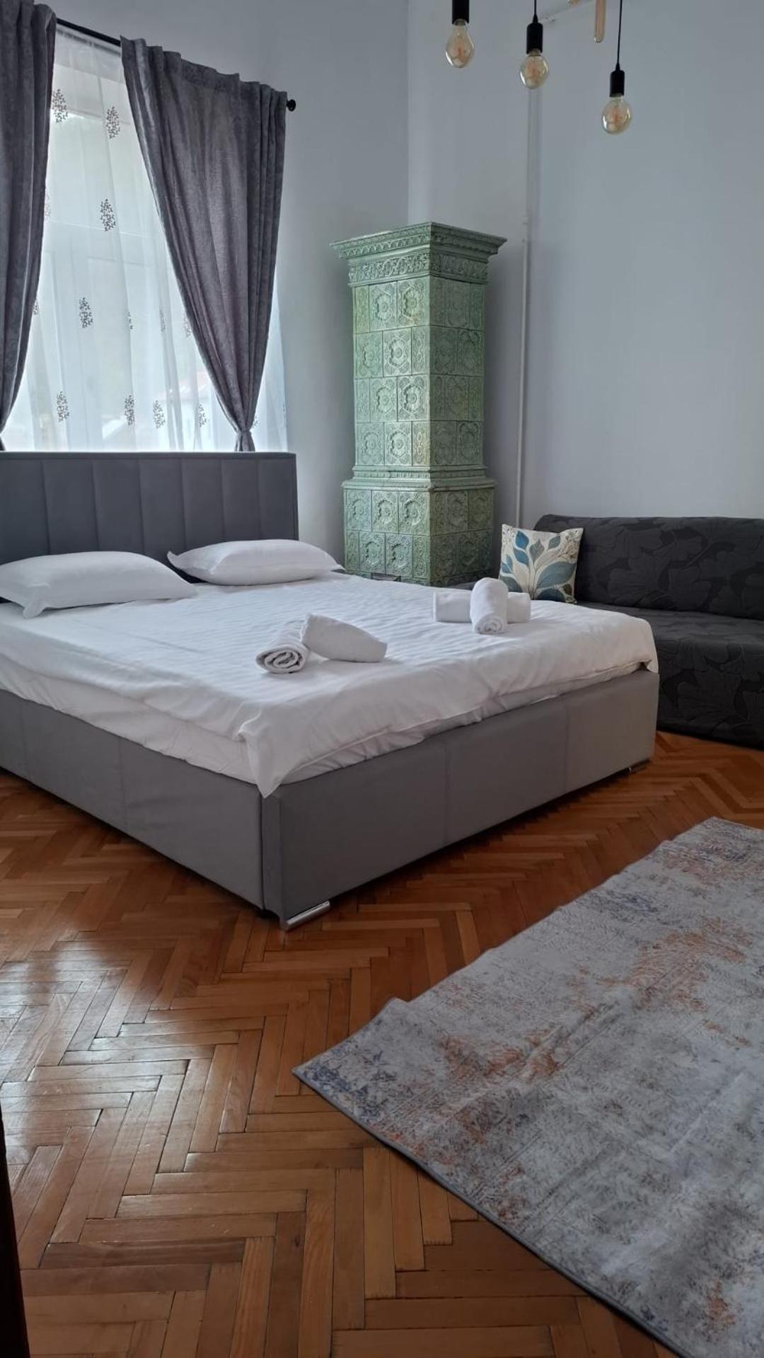 Muresenilor 28 Braşov Esterno foto